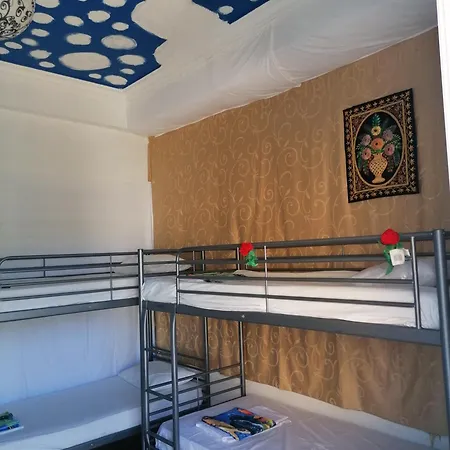 Thissio Room In The Apartmen Share Athens Exterior photo