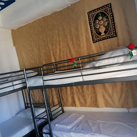 Thissio Room In The Apartmen Share Athens Exterior photo